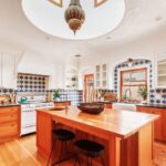 Trophy Triplex in the Heart of Los Feliz | 4441 Franklin Avenue